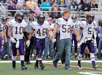 Thumbnail 3 in Daingerfield vs. Eustace (UIL 2A Bi-District Playoff) photogallery.