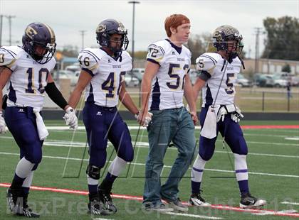 Thumbnail 3 in Daingerfield vs. Eustace (UIL 2A Bi-District Playoff) photogallery.