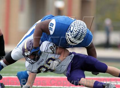 Thumbnail 1 in Daingerfield vs. Eustace (UIL 2A Bi-District Playoff) photogallery.