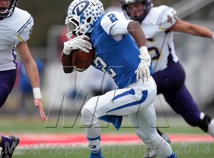 Thumbnail 2 in Daingerfield vs. Eustace (UIL 2A Bi-District Playoff) photogallery.