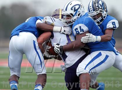 Thumbnail 3 in Daingerfield vs. Eustace (UIL 2A Bi-District Playoff) photogallery.