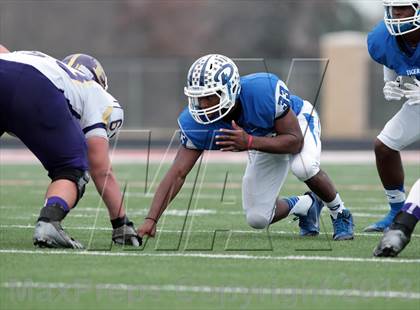 Thumbnail 2 in Daingerfield vs. Eustace (UIL 2A Bi-District Playoff) photogallery.