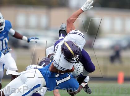 Thumbnail 3 in Daingerfield vs. Eustace (UIL 2A Bi-District Playoff) photogallery.