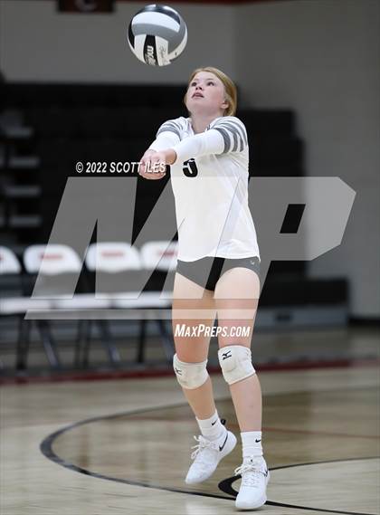 Thumbnail 1 in Amanda-Clearcreek @ Circleville photogallery.