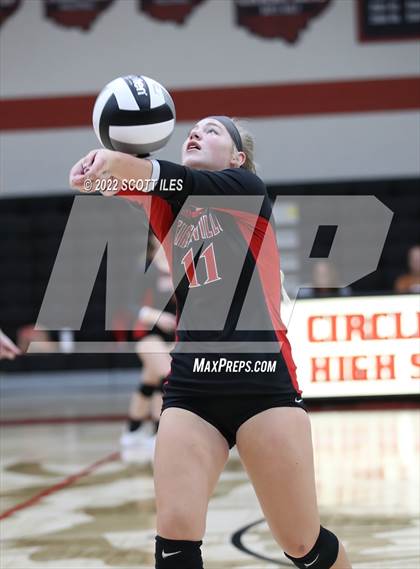 Thumbnail 1 in Amanda-Clearcreek @ Circleville photogallery.