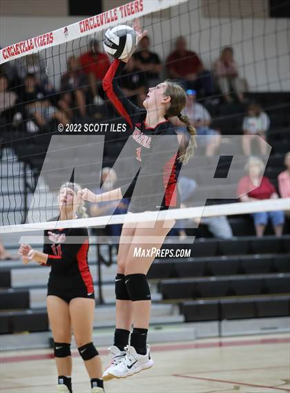 Thumbnail 2 in Amanda-Clearcreek @ Circleville photogallery.