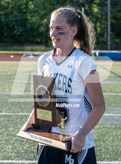 Thumbnail 3 in Moses Brown vs. Barrington (RIIL Division I Final) photogallery.