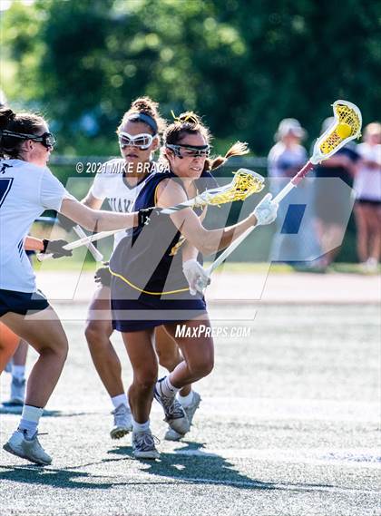 Thumbnail 1 in Moses Brown vs. Barrington (RIIL Division I Final) photogallery.