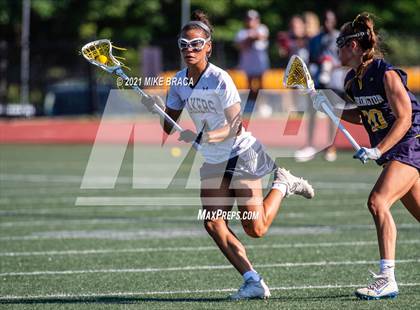 Thumbnail 3 in Moses Brown vs. Barrington (RIIL Division I Final) photogallery.