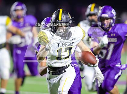 Thumbnail 3 in Malakoff @ Eustace photogallery.
