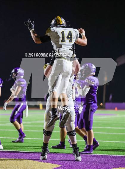 Thumbnail 3 in Malakoff @ Eustace photogallery.