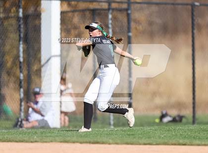 Thumbnail 1 in Fossil Ridge vs. Chatfield (CHSAA 5A Semifinal) photogallery.