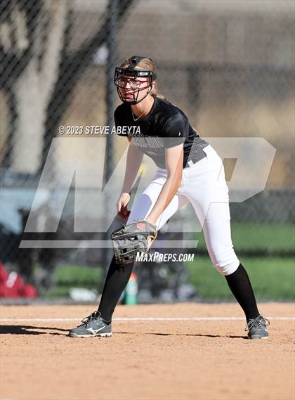 Thumbnail 1 in Fossil Ridge vs. Chatfield (CHSAA 5A Semifinal) photogallery.
