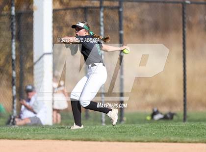 Thumbnail 2 in Fossil Ridge vs. Chatfield (CHSAA 5A Semifinal) photogallery.