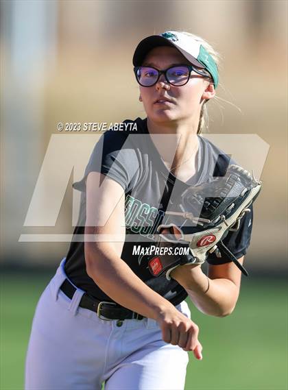Thumbnail 3 in Fossil Ridge vs. Chatfield (CHSAA 5A Semifinal) photogallery.