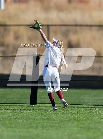 Thumbnail 3 in Fossil Ridge vs. Chatfield (CHSAA 5A Semifinal) photogallery.