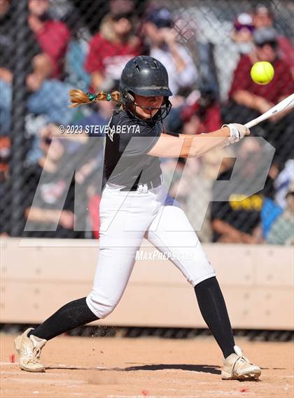 Thumbnail 3 in Fossil Ridge vs. Chatfield (CHSAA 5A Semifinal) photogallery.