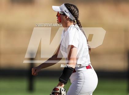 Thumbnail 1 in Fossil Ridge vs. Chatfield (CHSAA 5A Semifinal) photogallery.