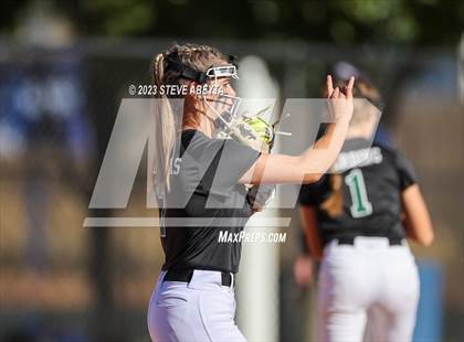 Thumbnail 1 in Fossil Ridge vs. Chatfield (CHSAA 5A Semifinal) photogallery.