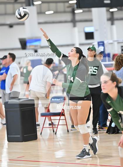 Thumbnail 1 in duPont Manual vs. Sunnyslope (Nike TOC Southwest) photogallery.