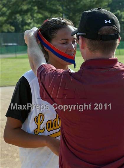Thumbnail 2 in Pamlico County vs. East Surry (NCHSAA 1A Final) photogallery.