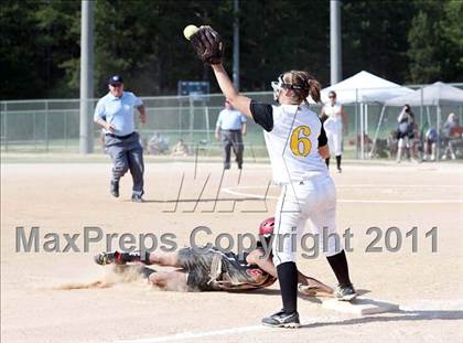 Thumbnail 1 in Pamlico County vs. East Surry (NCHSAA 1A Final) photogallery.