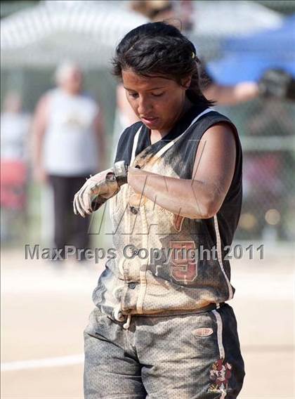 Thumbnail 3 in Pamlico County vs. East Surry (NCHSAA 1A Final) photogallery.