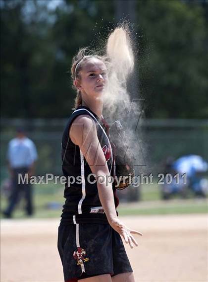 Thumbnail 1 in Pamlico County vs. East Surry (NCHSAA 1A Final) photogallery.