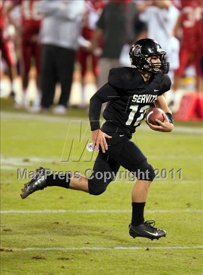 Thumbnail 2 in Mater Dei vs.Servite photogallery.