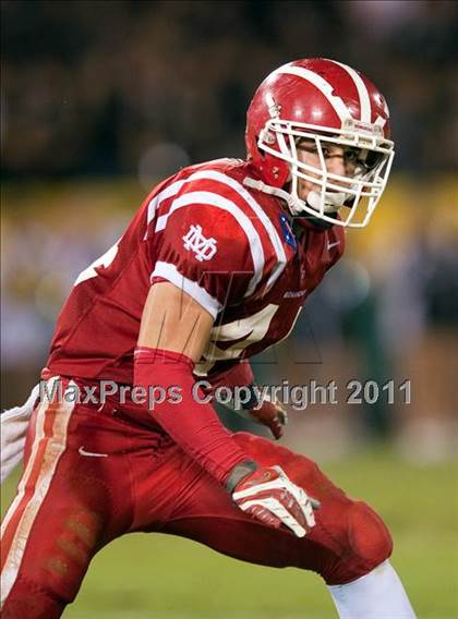 Thumbnail 1 in Mater Dei vs.Servite photogallery.