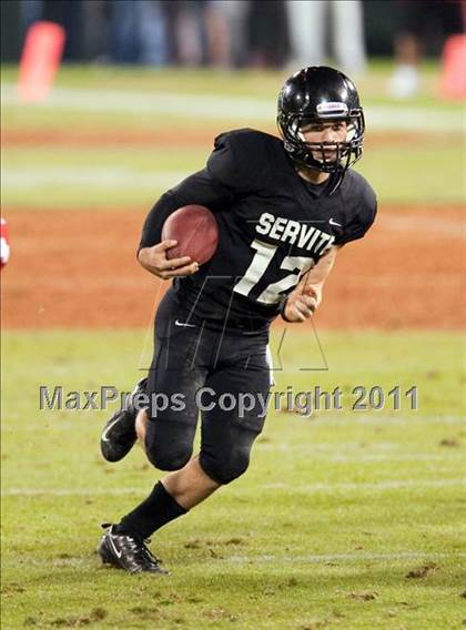 Thumbnail 3 in Mater Dei vs.Servite photogallery.