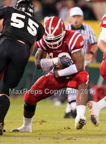 Thumbnail 3 in Mater Dei vs.Servite photogallery.