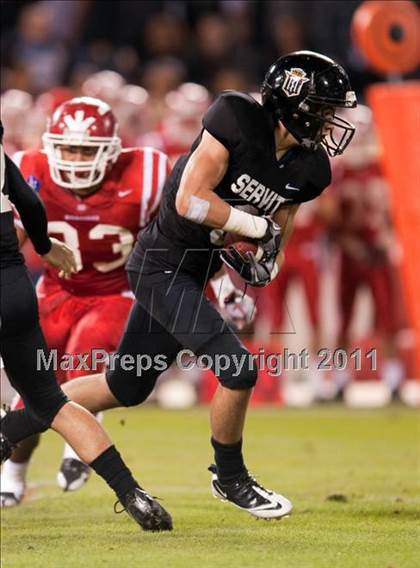 Thumbnail 3 in Mater Dei vs.Servite photogallery.