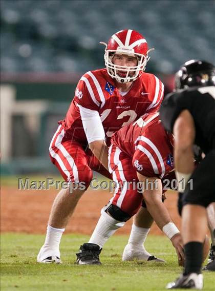 Thumbnail 3 in Mater Dei vs.Servite photogallery.