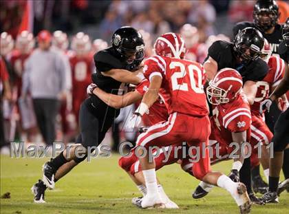 Thumbnail 1 in Mater Dei vs.Servite photogallery.