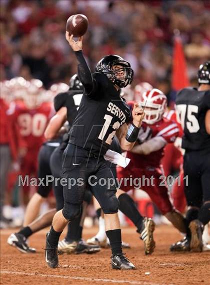 Thumbnail 2 in Mater Dei vs.Servite photogallery.