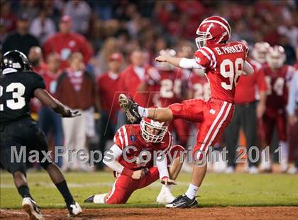 Thumbnail 2 in Mater Dei vs.Servite photogallery.
