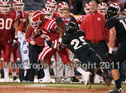 Thumbnail 3 in Mater Dei vs.Servite photogallery.