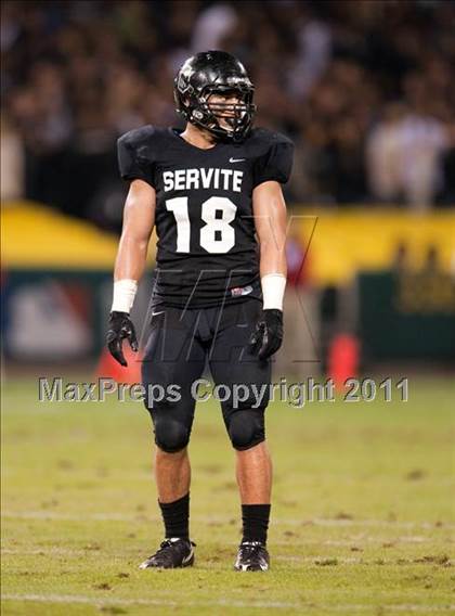 Thumbnail 1 in Mater Dei vs.Servite photogallery.