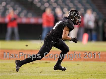 Thumbnail 1 in Mater Dei vs.Servite photogallery.