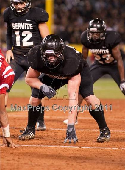 Thumbnail 1 in Mater Dei vs.Servite photogallery.