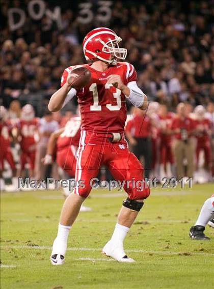 Thumbnail 1 in Mater Dei vs.Servite photogallery.