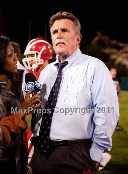 Thumbnail 2 in Mater Dei vs.Servite photogallery.