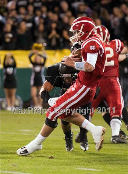 Thumbnail 1 in Mater Dei vs.Servite photogallery.