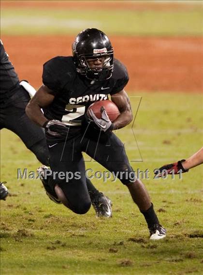 Thumbnail 2 in Mater Dei vs.Servite photogallery.