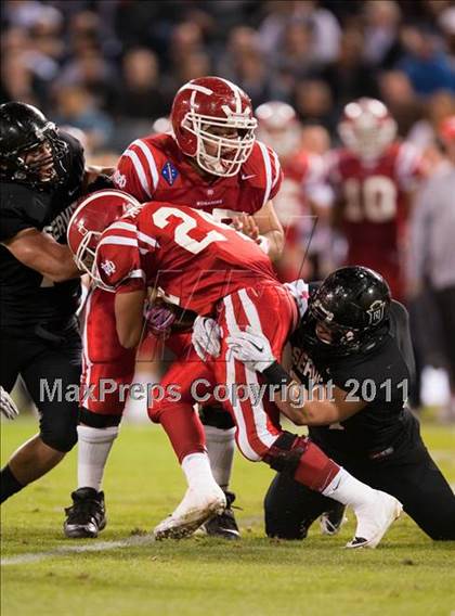 Thumbnail 2 in Mater Dei vs.Servite photogallery.