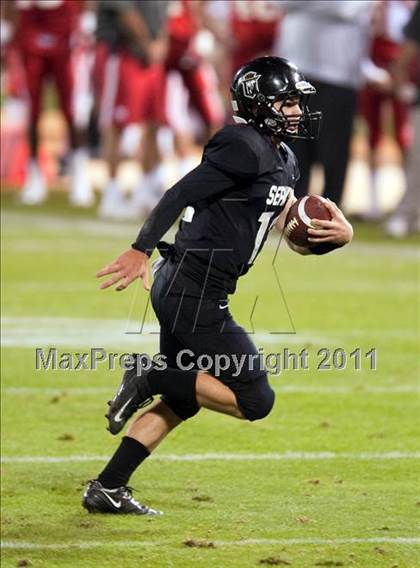 Thumbnail 1 in Mater Dei vs.Servite photogallery.