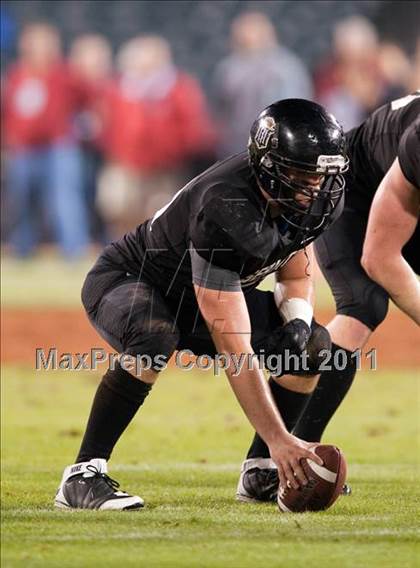 Thumbnail 3 in Mater Dei vs.Servite photogallery.