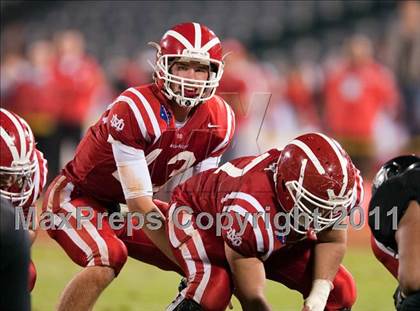 Thumbnail 1 in Mater Dei vs.Servite photogallery.