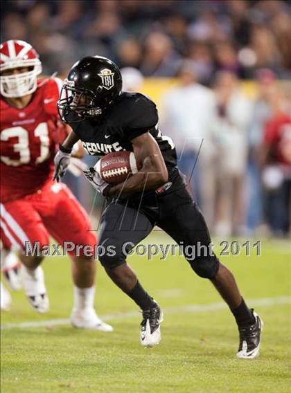 Thumbnail 1 in Mater Dei vs.Servite photogallery.